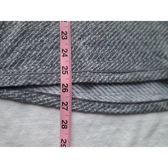 Lululemon Women's Outrun 1/2 Zip Top Hazy Heather Grey Thumbholes Size 8 - Picture 6 of 7